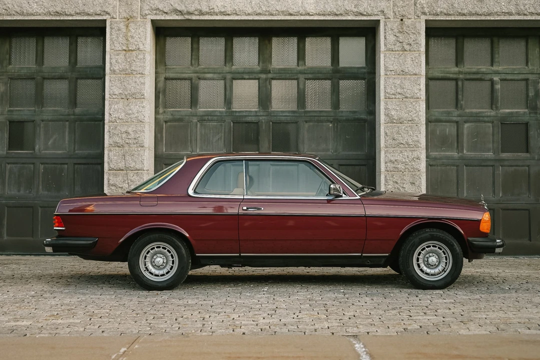 1985 Mercedes-Benz W123 Coupe (C123) - Image 11 of 31