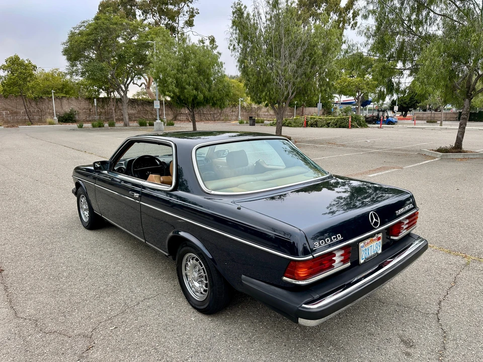 1985 Mercedes-Benz W124 E-Class - Image 20 of 31