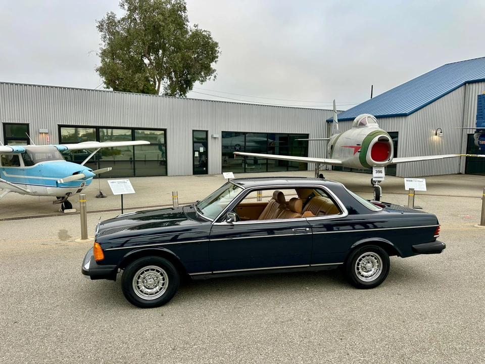 1985 Mercedes-Benz W124 E-Class - Image 15 of 31