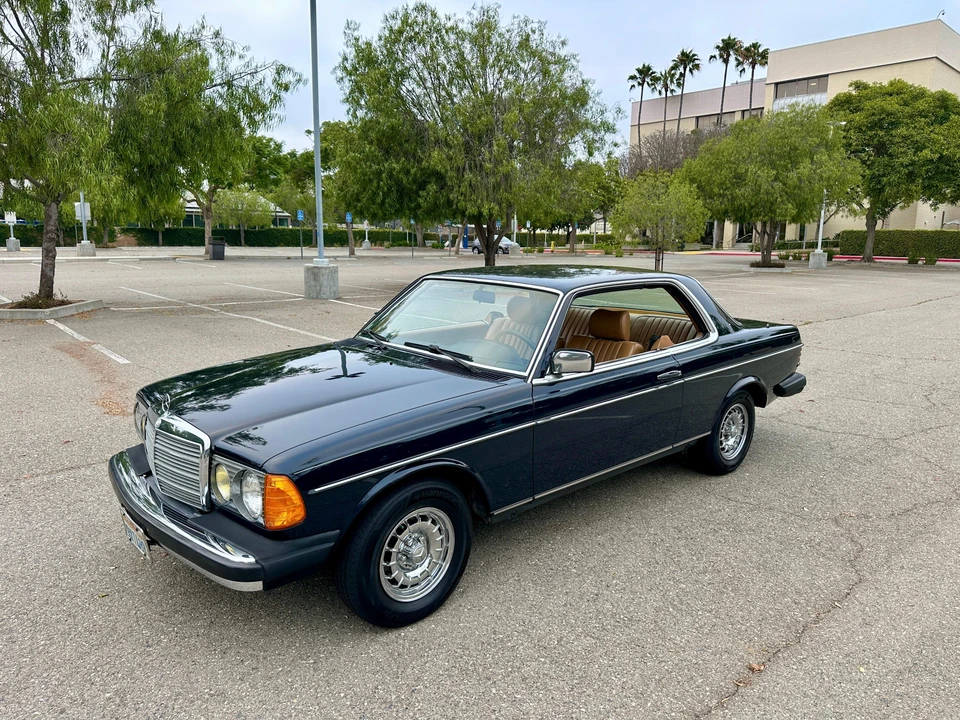 1985 Mercedes-Benz W124 E-Class - Image 14 of 31