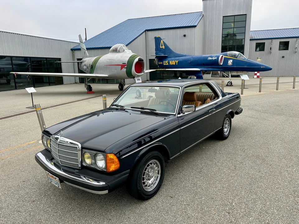 1985 Mercedes-Benz W124 E-Class - Image 12 of 31