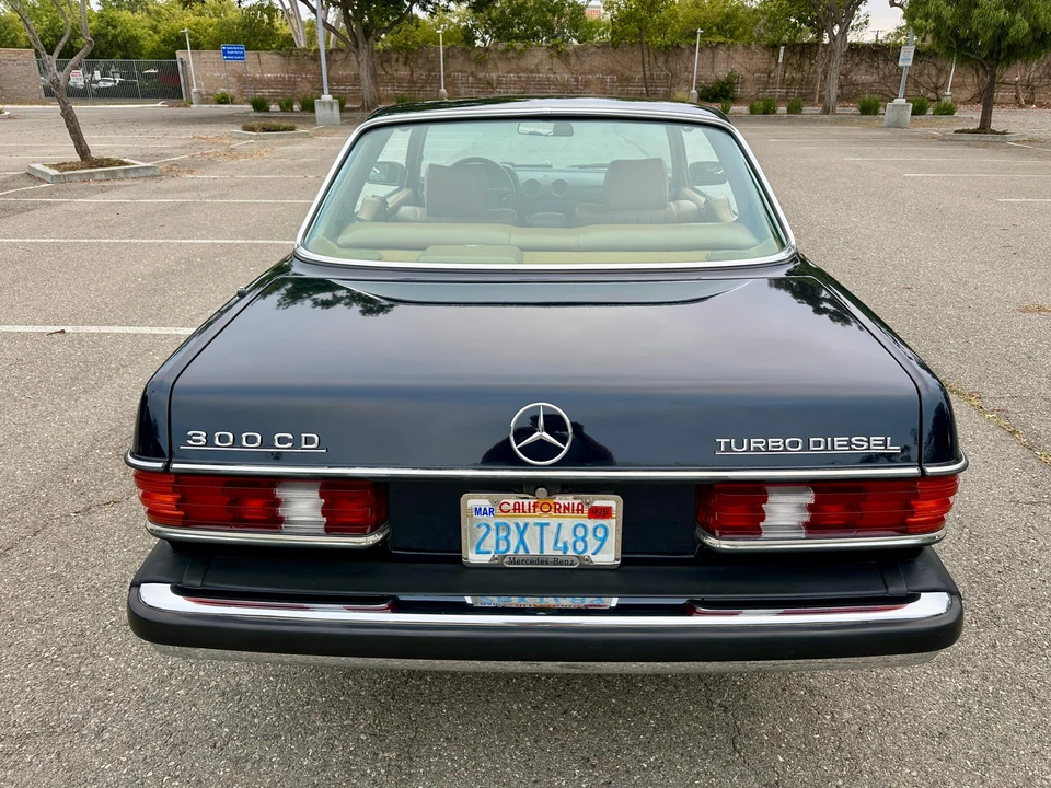 1985 Mercedes-Benz W124 E-Class - Image 23 of 31