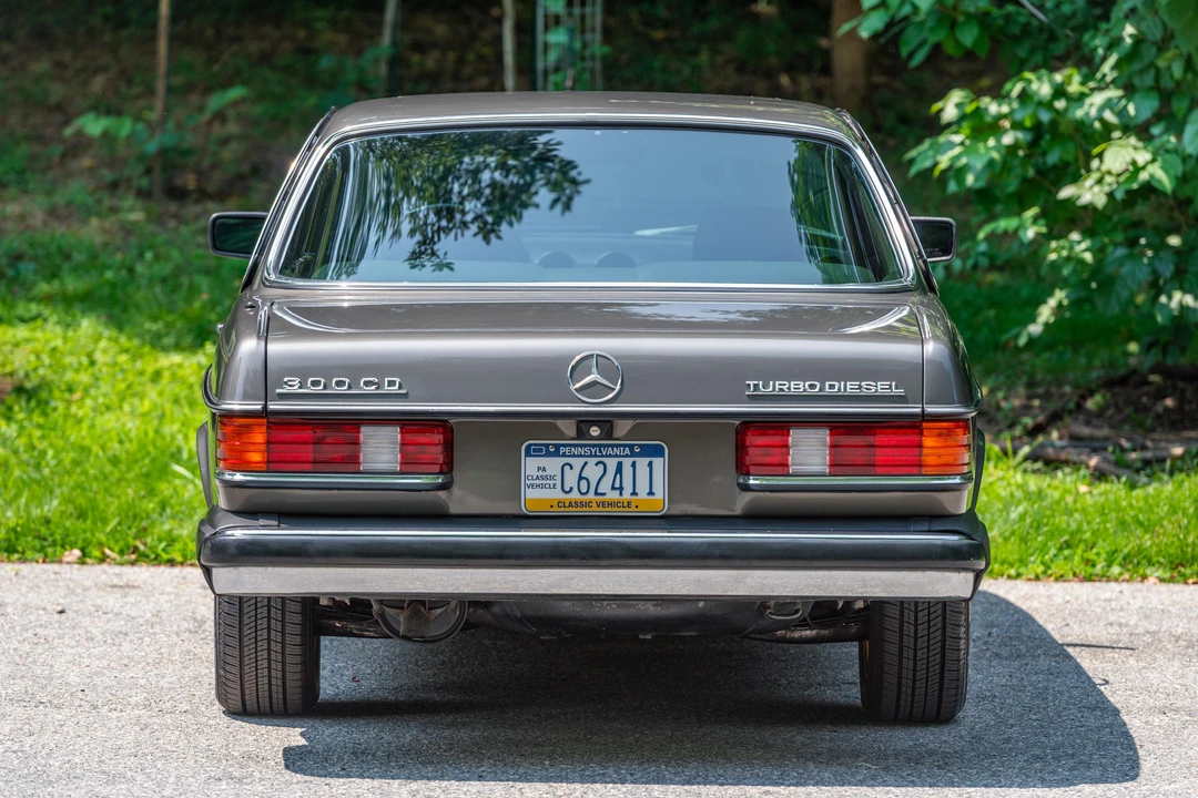 1985 Mercedes-Benz W124 E-Class - Image 5 of 31