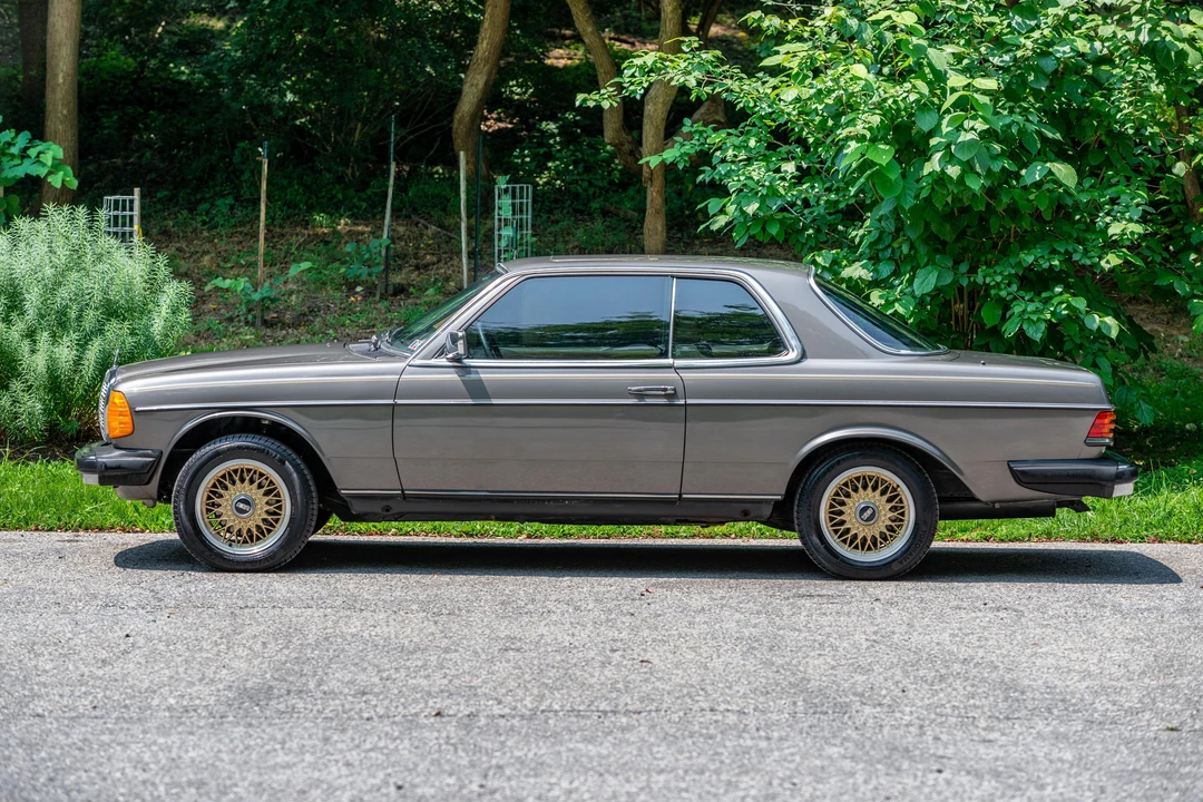 1985 Mercedes-Benz W124 E-Class - Image 3 of 31