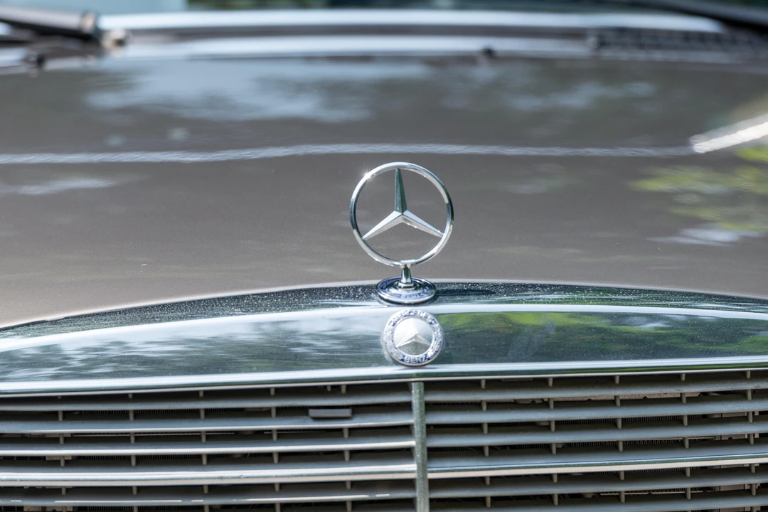 1985 Mercedes-Benz W124 E-Class - Image 22 of 31