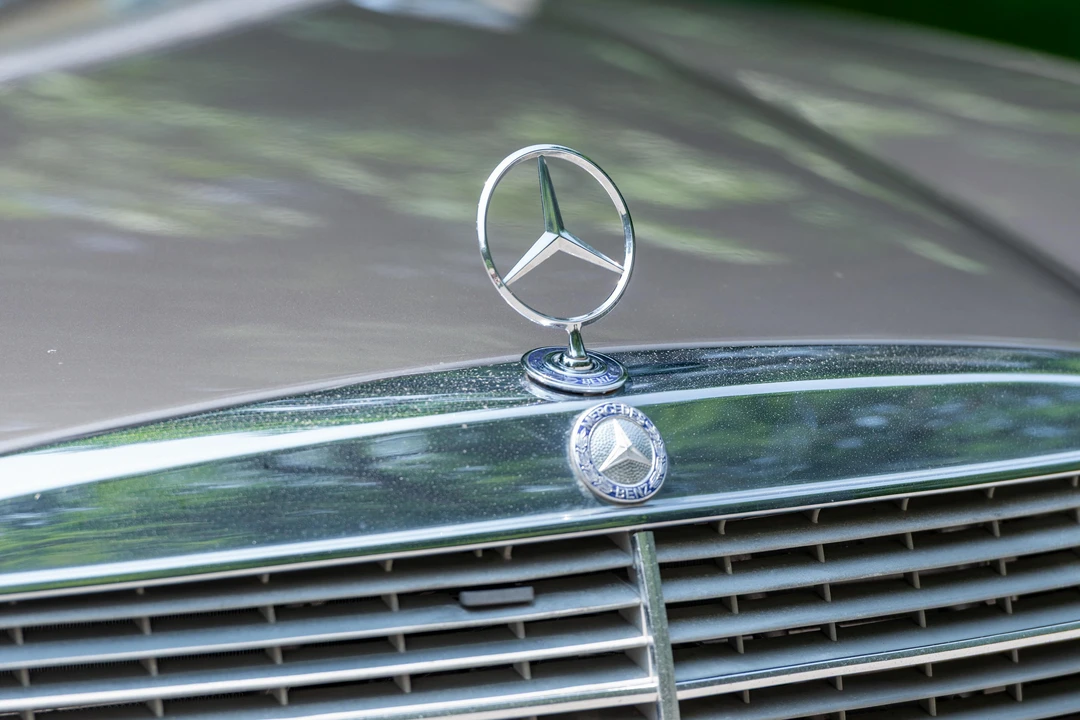 1985 Mercedes-Benz W124 E-Class - Image 23 of 31