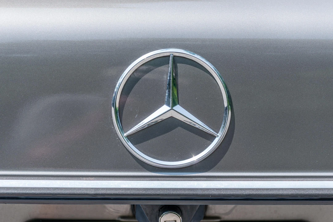 1985 Mercedes-Benz W124 E-Class - Image 24 of 31