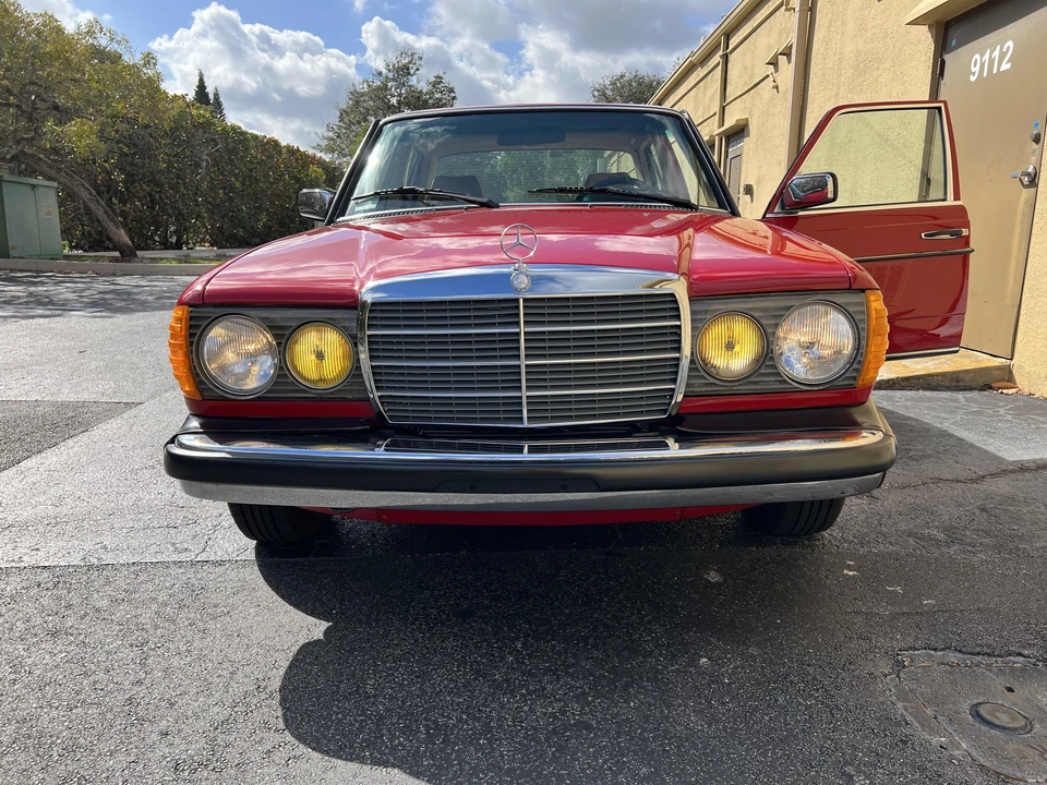 1985 Mercedes-Benz W124 E-Class - Image 7 of 31