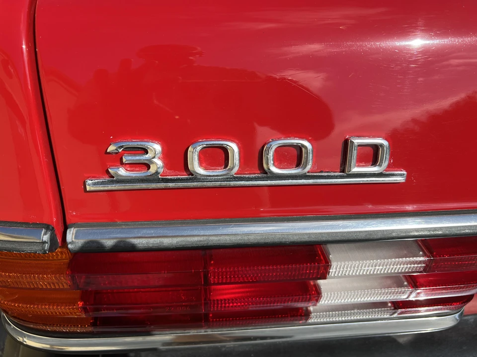 1985 Mercedes-Benz W124 E-Class - Image 25 of 31