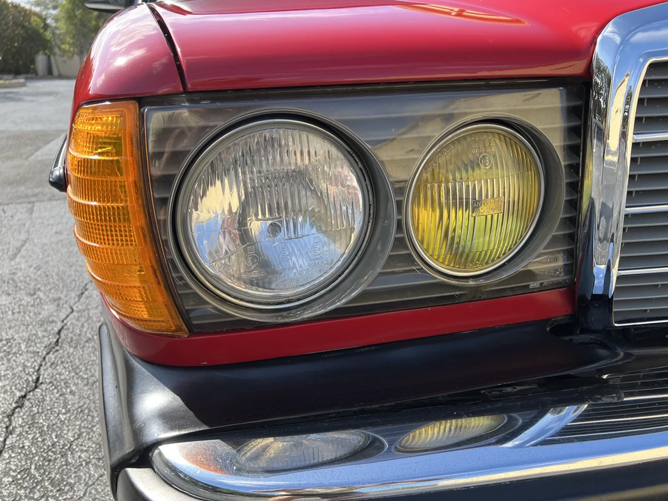 1985 Mercedes-Benz W124 E-Class - Image 12 of 31
