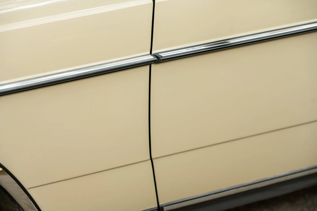 1985 Mercedes-Benz W123 Sedan - Image 27 of 31