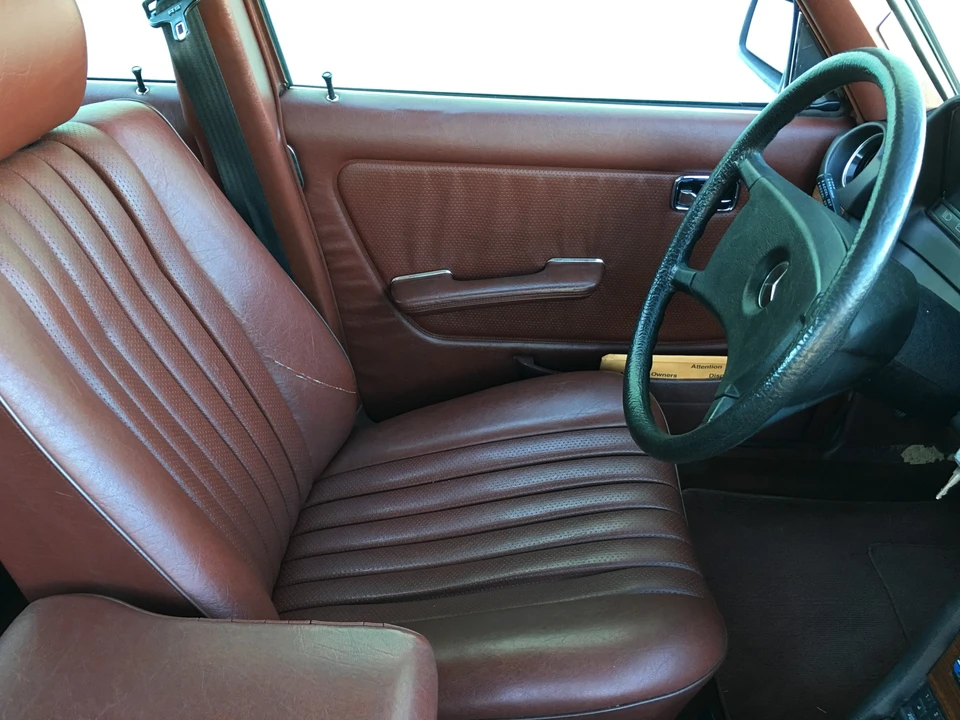 1985 Mercedes-Benz W123 Sedan - Image 29 of 31