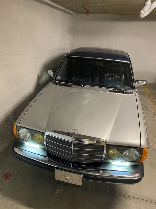 1985 Mercedes-Benz W123 Sedan - Image 19 of 31