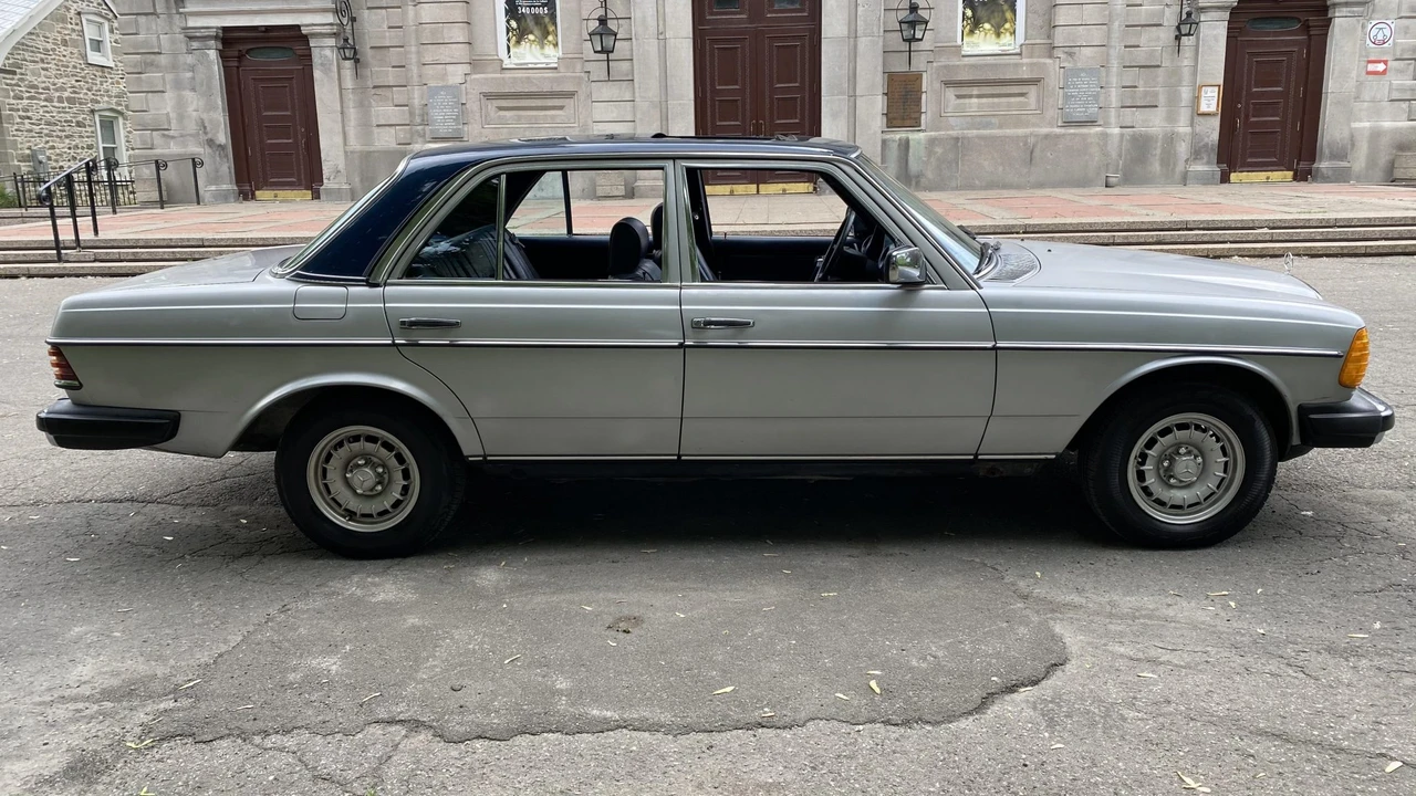 1985 Mercedes-Benz W123 Sedan - Image 8 of 31