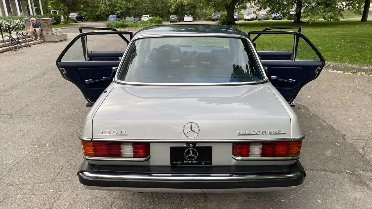 1985 Mercedes-Benz W123 Sedan - Image 21 of 31