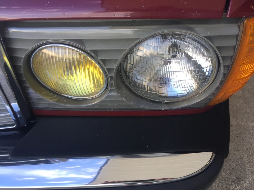 1985 Mercedes-Benz W123 Sedan - Image 12 of 31