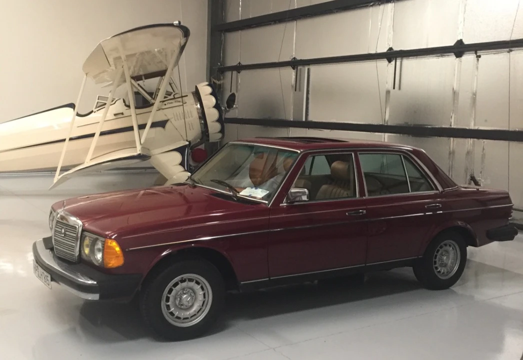 1985 Mercedes-Benz W123 Sedan - Image 8 of 31