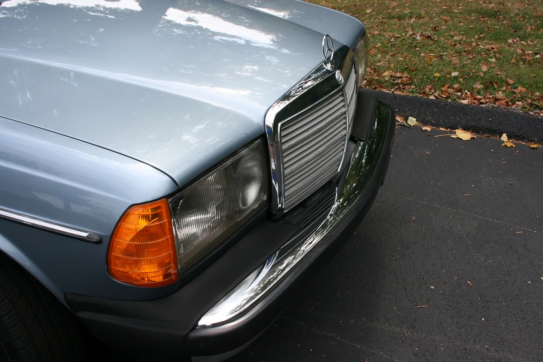 1985 Mercedes-Benz W123 Sedan - Image 29 of 31