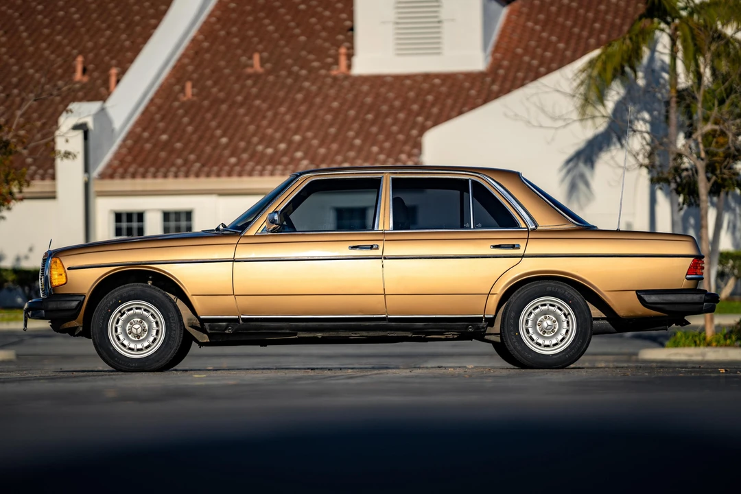 1985 Mercedes-Benz W124 E-Class - Image 3 of 31