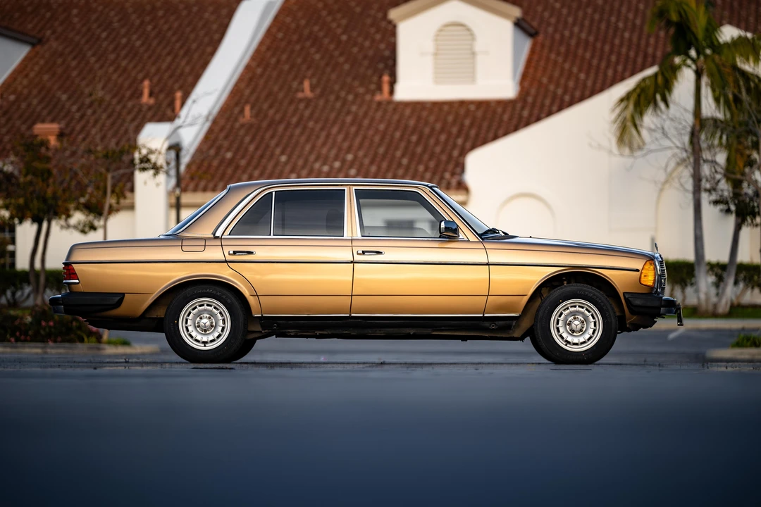 1985 Mercedes-Benz W124 E-Class - Image 10 of 31