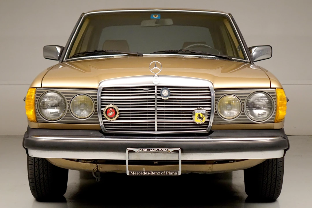 1985 Mercedes-Benz W124 E-Class - Image 2 of 4