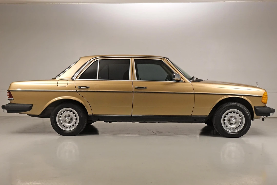 1985 Mercedes-Benz W124 E-Class - Image 3 of 4