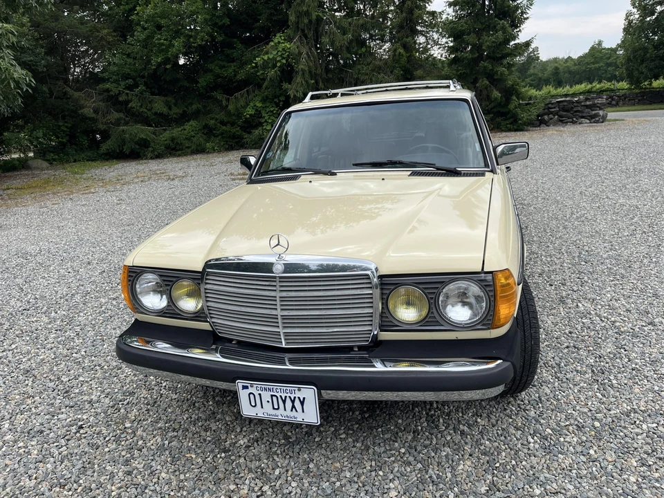 1985 Mercedes-Benz W123 Wagon (S123) - Image 15 of 31
