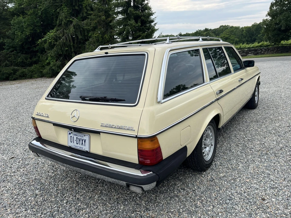 1985 Mercedes-Benz W123 Wagon (S123) - Image 8 of 31
