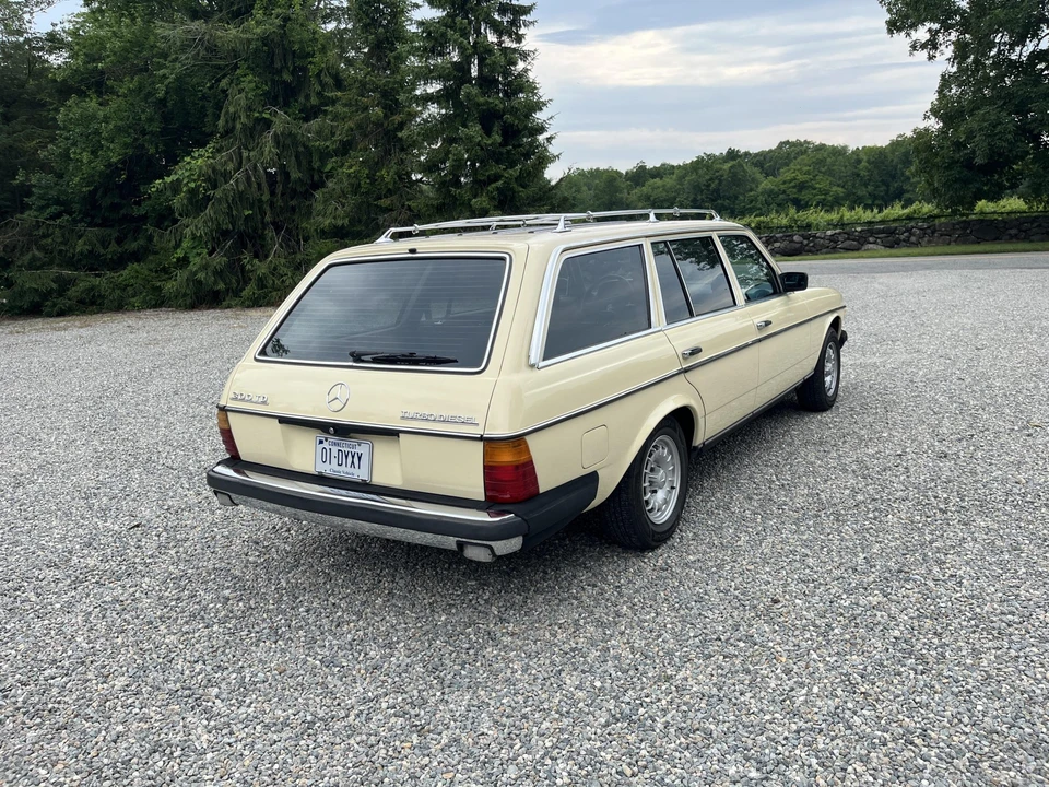 1985 Mercedes-Benz W123 Wagon (S123) - Image 7 of 31