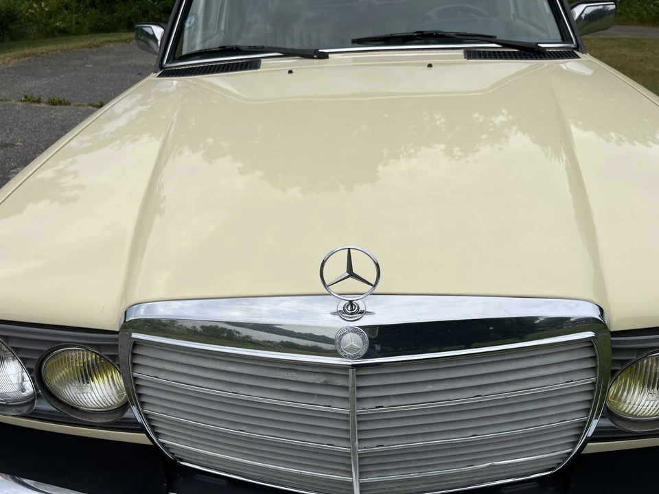 1985 Mercedes-Benz W123 Wagon (S123) - Image 30 of 31