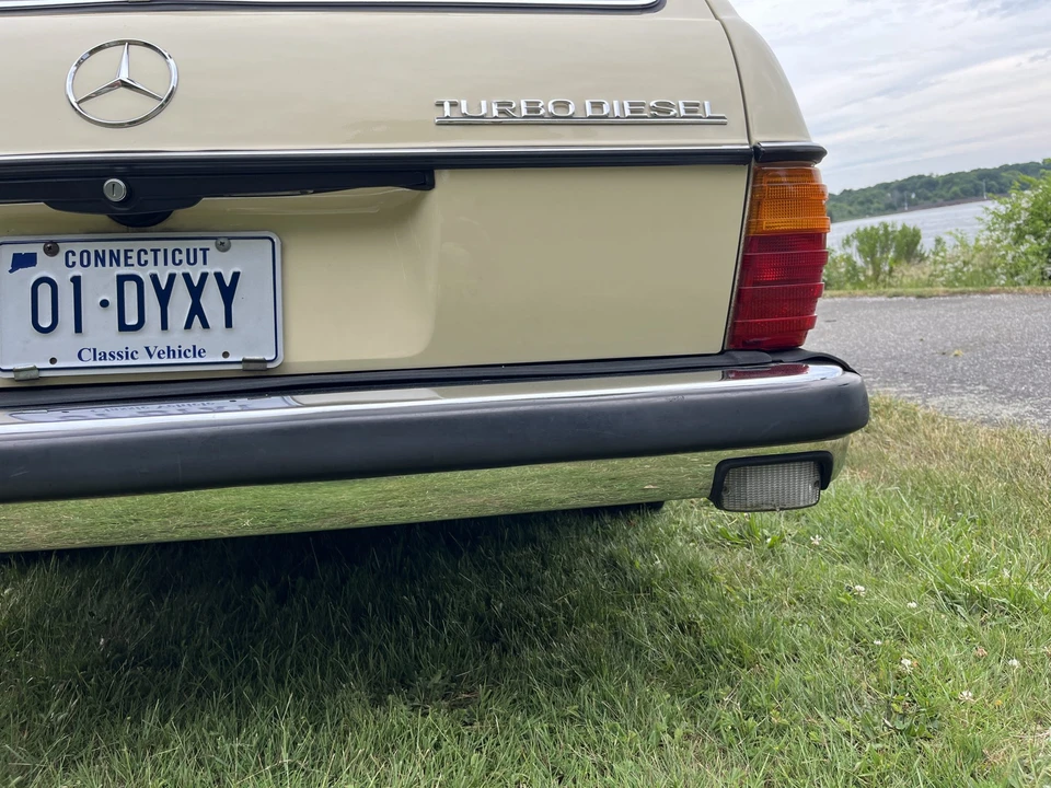 1985 Mercedes-Benz W123 Wagon (S123) - Image 29 of 31