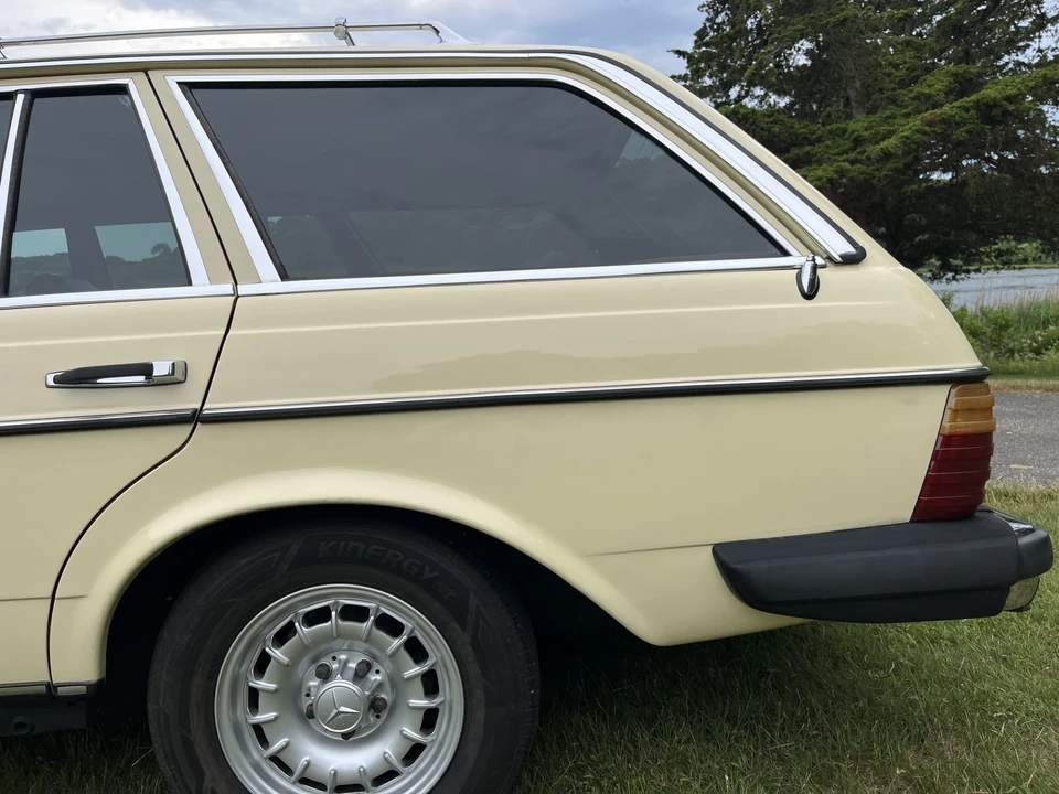 1985 Mercedes-Benz W123 Wagon (S123) - Image 19 of 31