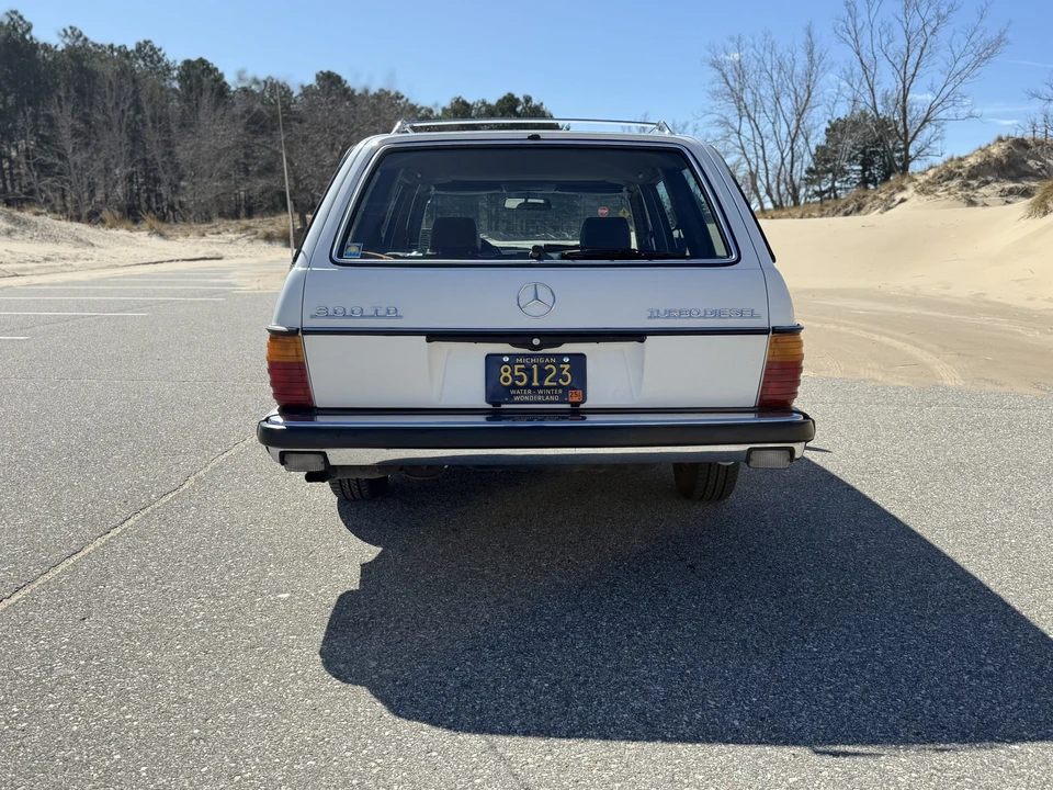 1985 Mercedes-Benz W123 Wagon (S123) - Image 10 of 31