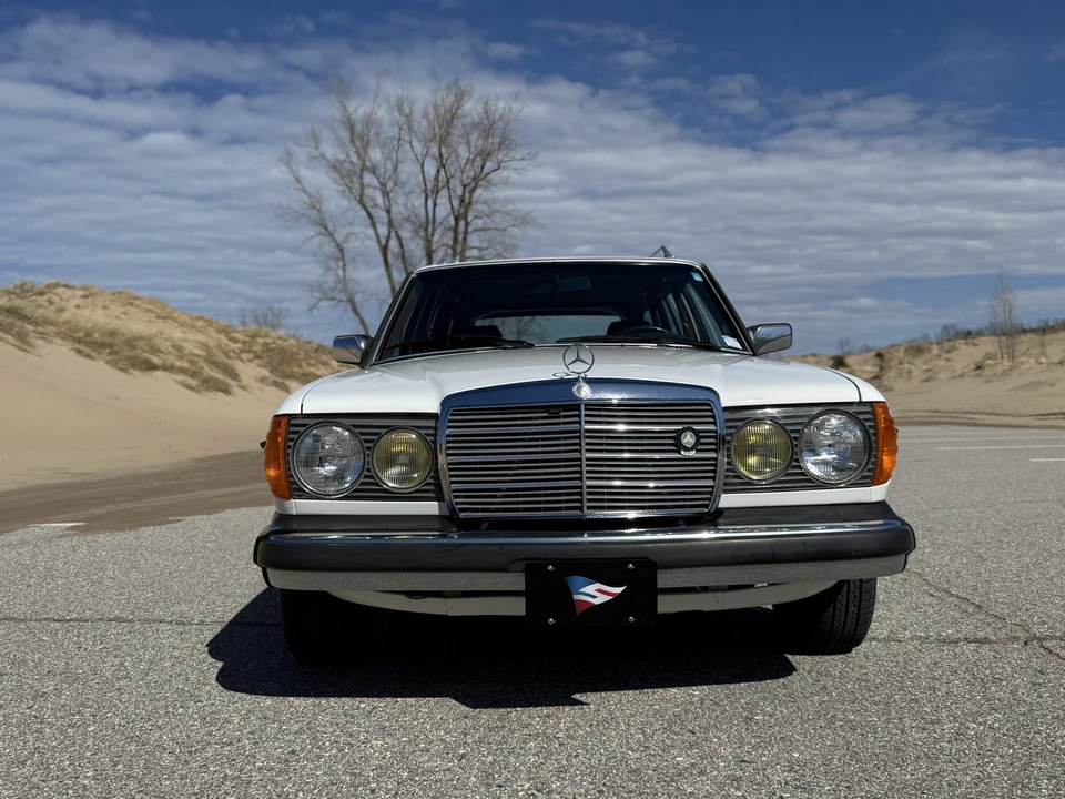 1985 Mercedes-Benz W123 Wagon (S123) - Image 21 of 31