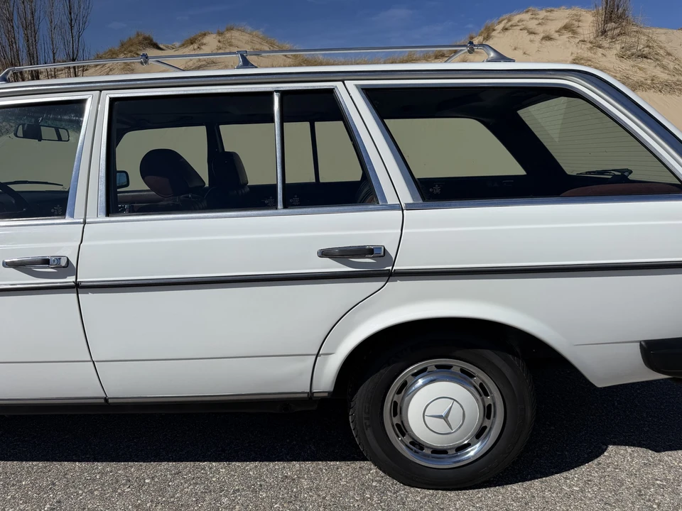 1985 Mercedes-Benz W123 Wagon (S123) - Image 29 of 31