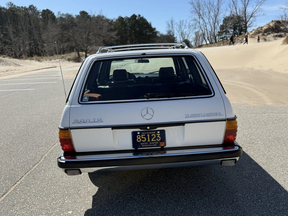 1985 Mercedes-Benz W123 Wagon (S123) - Image 11 of 31