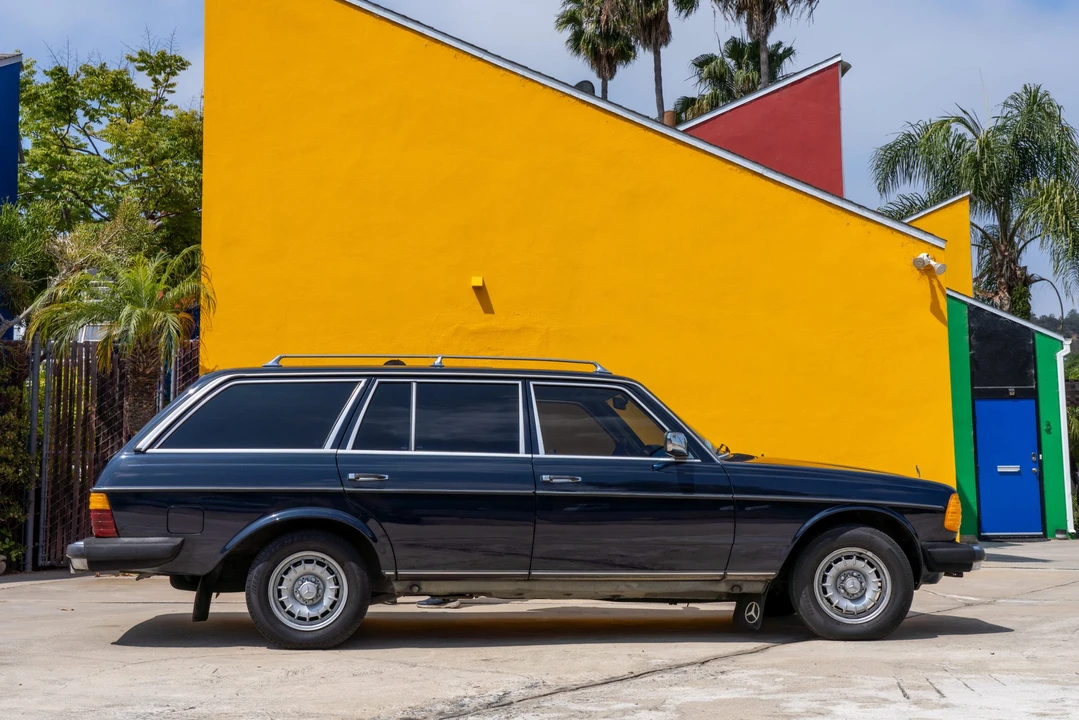 1985 Mercedes-Benz W123 Wagon (S123) - Image 8 of 31