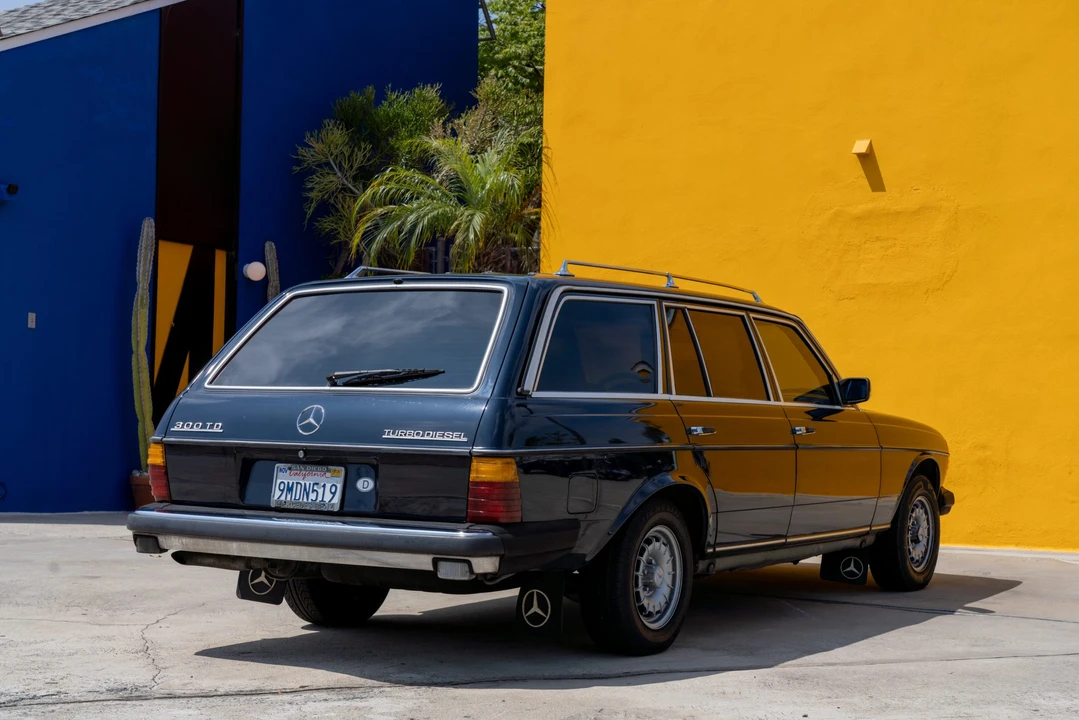 1985 Mercedes-Benz W123 Wagon (S123) - Image 9 of 31