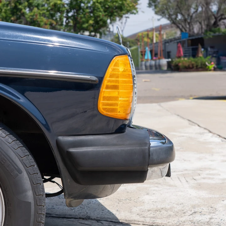 1985 Mercedes-Benz W123 Wagon (S123) - Image 29 of 31