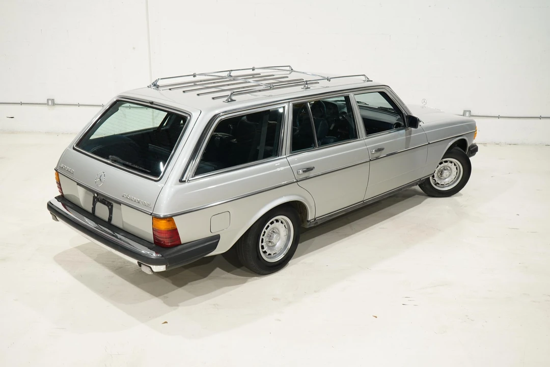 1985 Mercedes-Benz W123 Wagon (S123) - Image 8 of 31