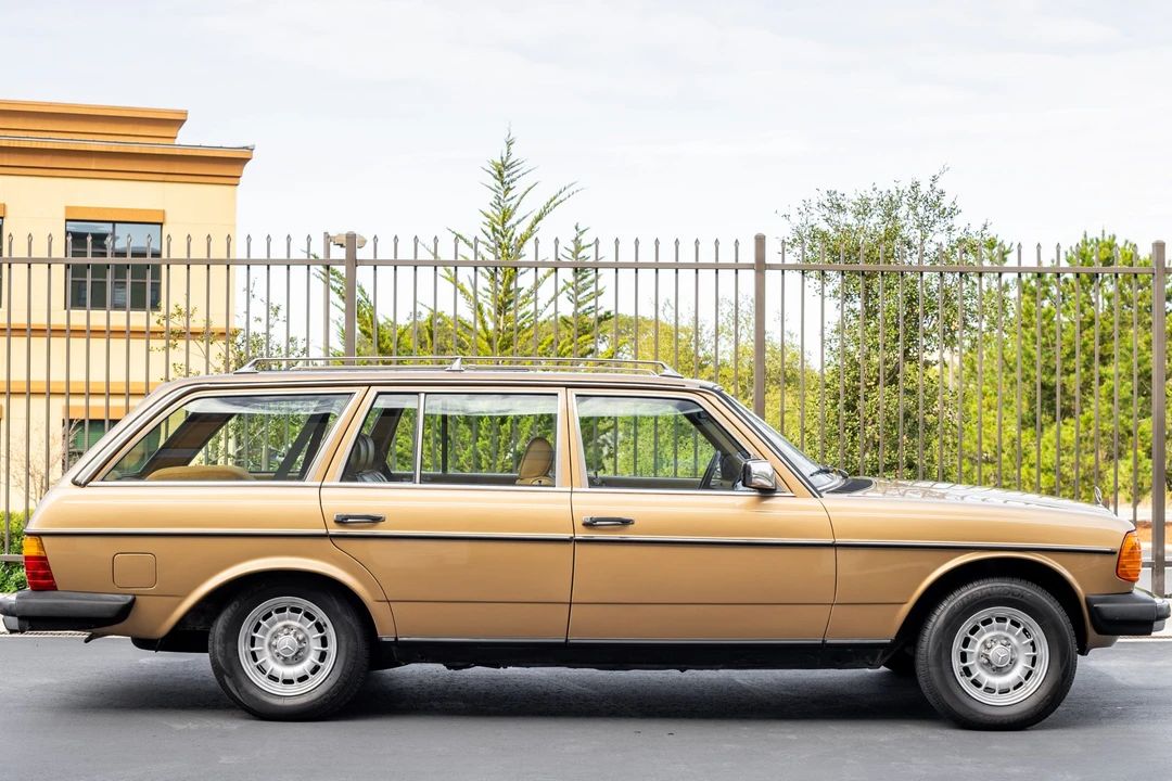 1985 Mercedes-Benz W123 Wagon (S123) - Image 5 of 31