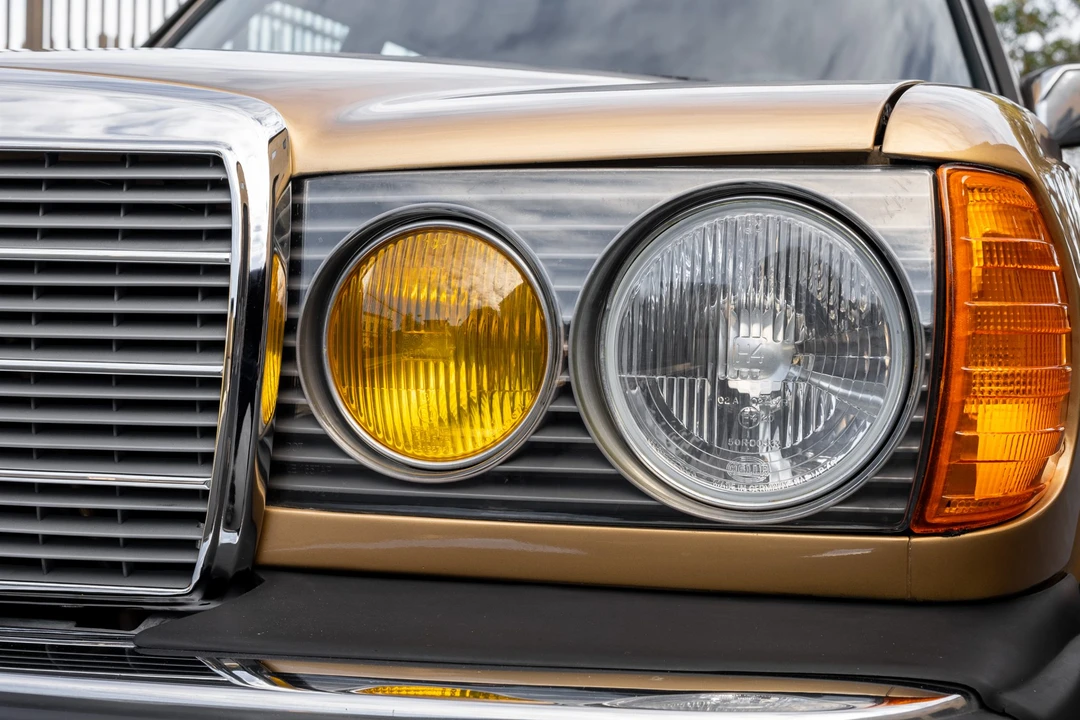 1985 Mercedes-Benz W123 Wagon (S123) - Image 24 of 31
