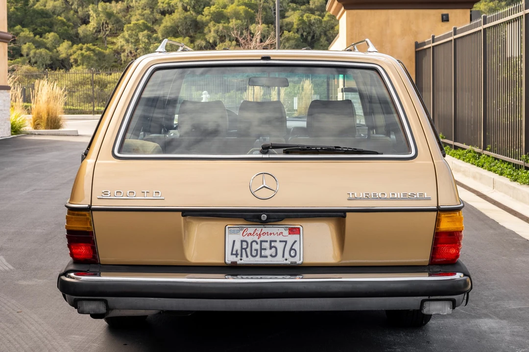 1985 Mercedes-Benz W123 Wagon (S123) - Image 10 of 31