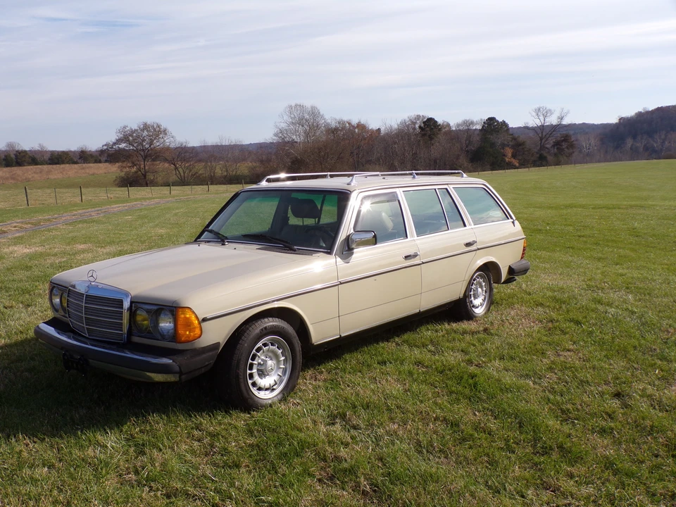 1985 Mercedes-Benz W123 Wagon (S123) - Image 4 of 31