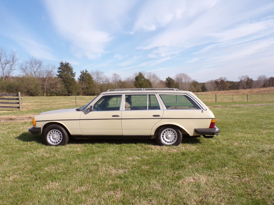 1985 Mercedes-Benz W123 Wagon (S123) - Image 7 of 31