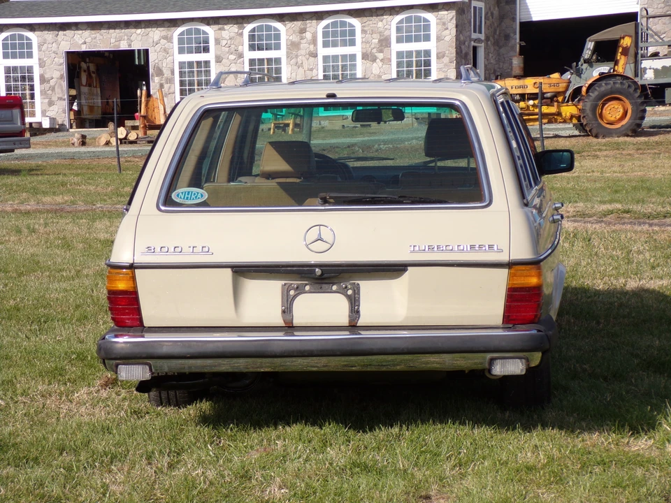 1985 Mercedes-Benz W123 Wagon (S123) - Image 14 of 31