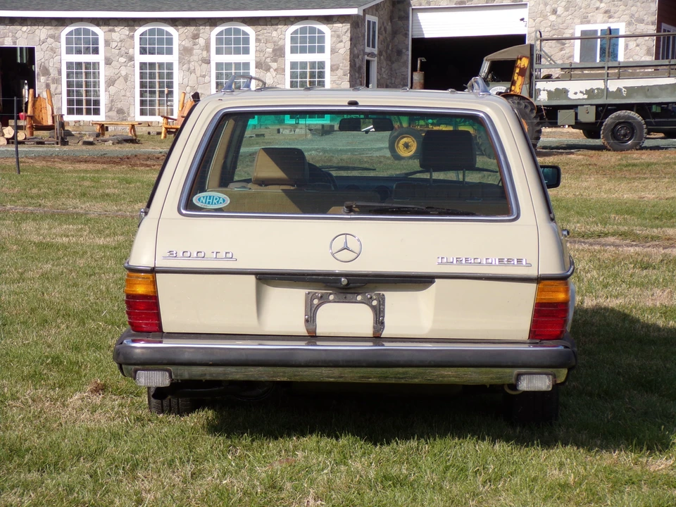 1985 Mercedes-Benz W123 Wagon (S123) - Image 13 of 31