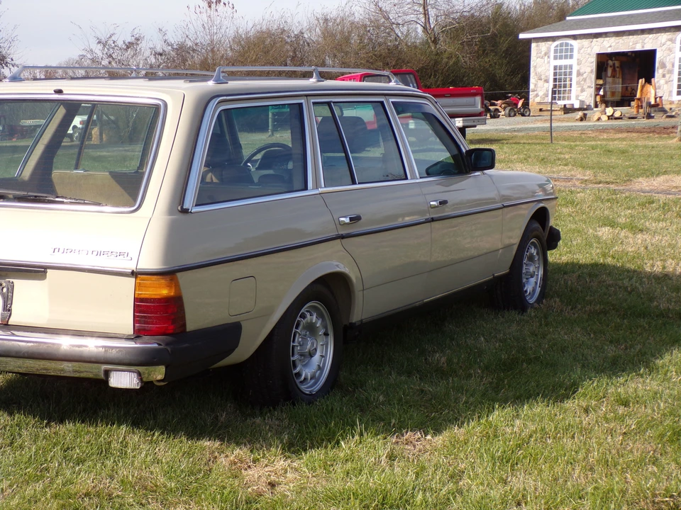 1985 Mercedes-Benz W123 Wagon (S123) - Image 21 of 31