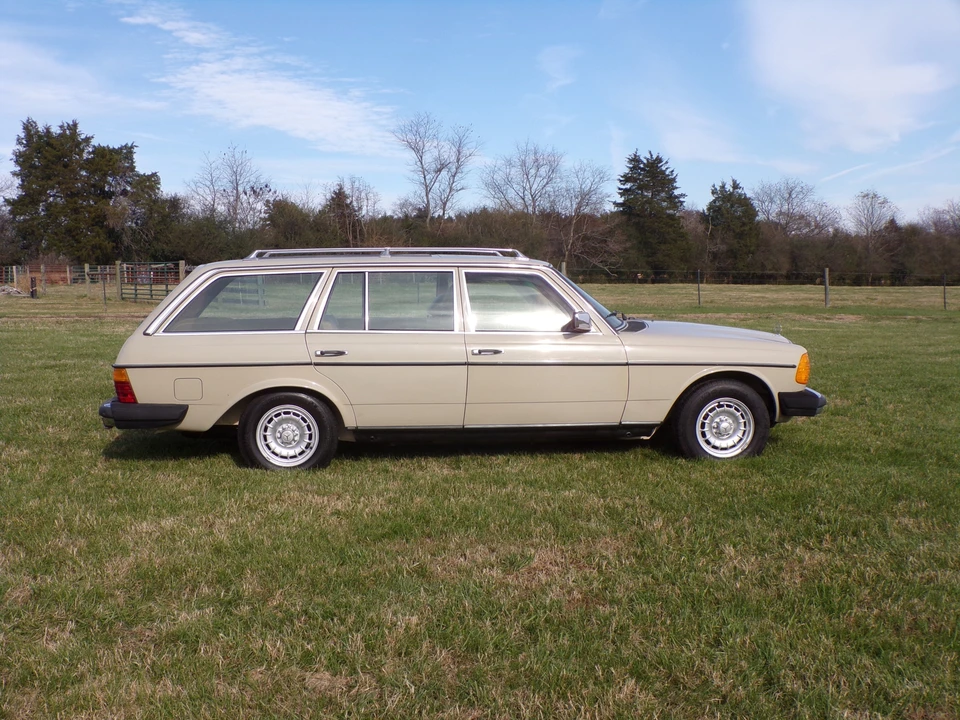 1985 Mercedes-Benz W123 Wagon (S123) - Image 20 of 31