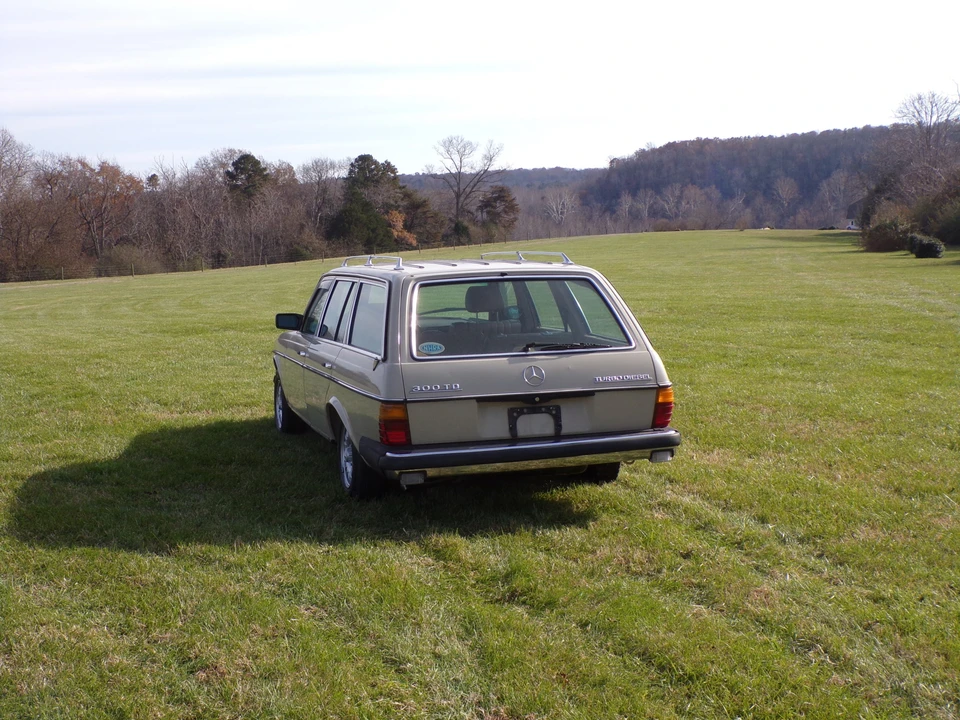 1985 Mercedes-Benz W123 Wagon (S123) - Image 11 of 31
